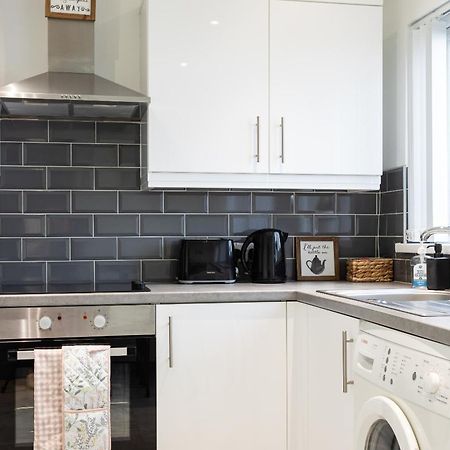 Fully Refurbished North Belfast Home 2 Bagian luar foto